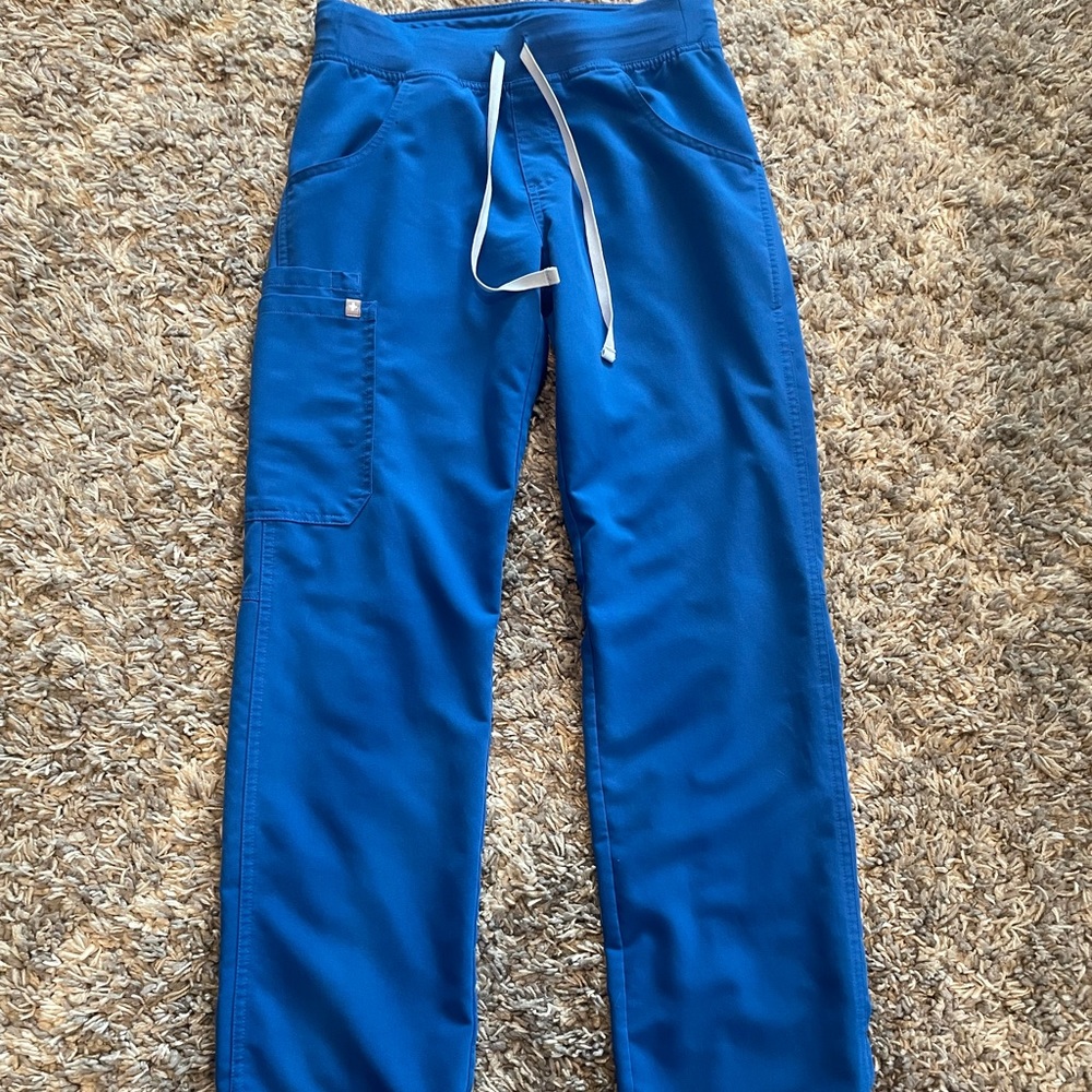 FIGS Cargo Scrub Pants